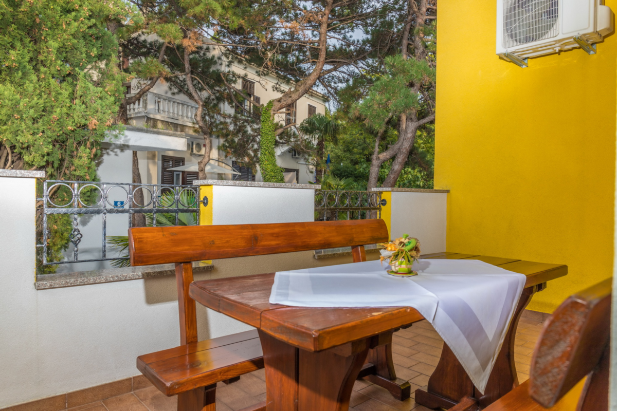 Pension Ribica Crikvenica rooms to let